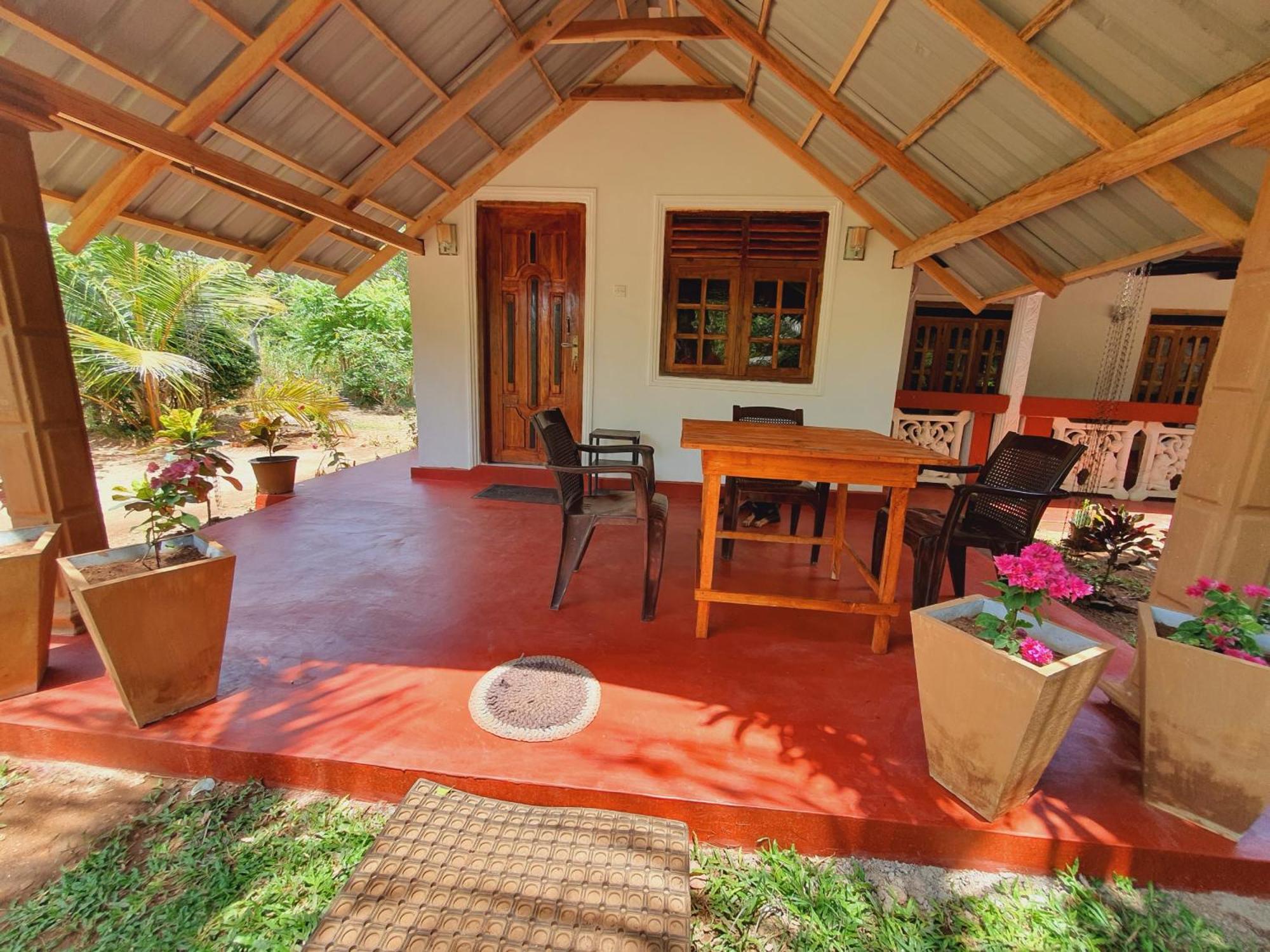 Jungle Eco Lodge & Safari シギリヤ エクステリア 写真