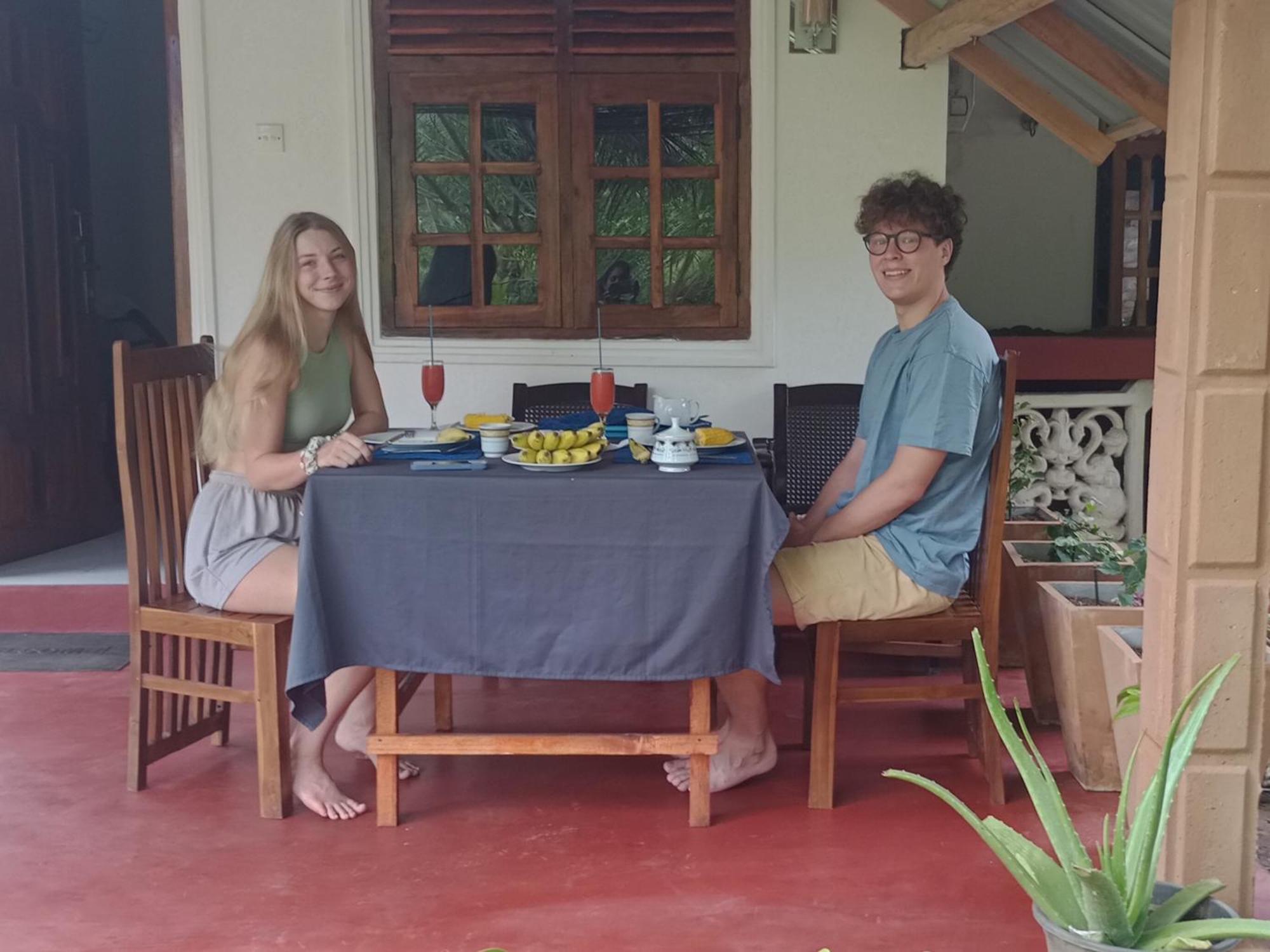 Jungle Eco Lodge & Safari シギリヤ エクステリア 写真