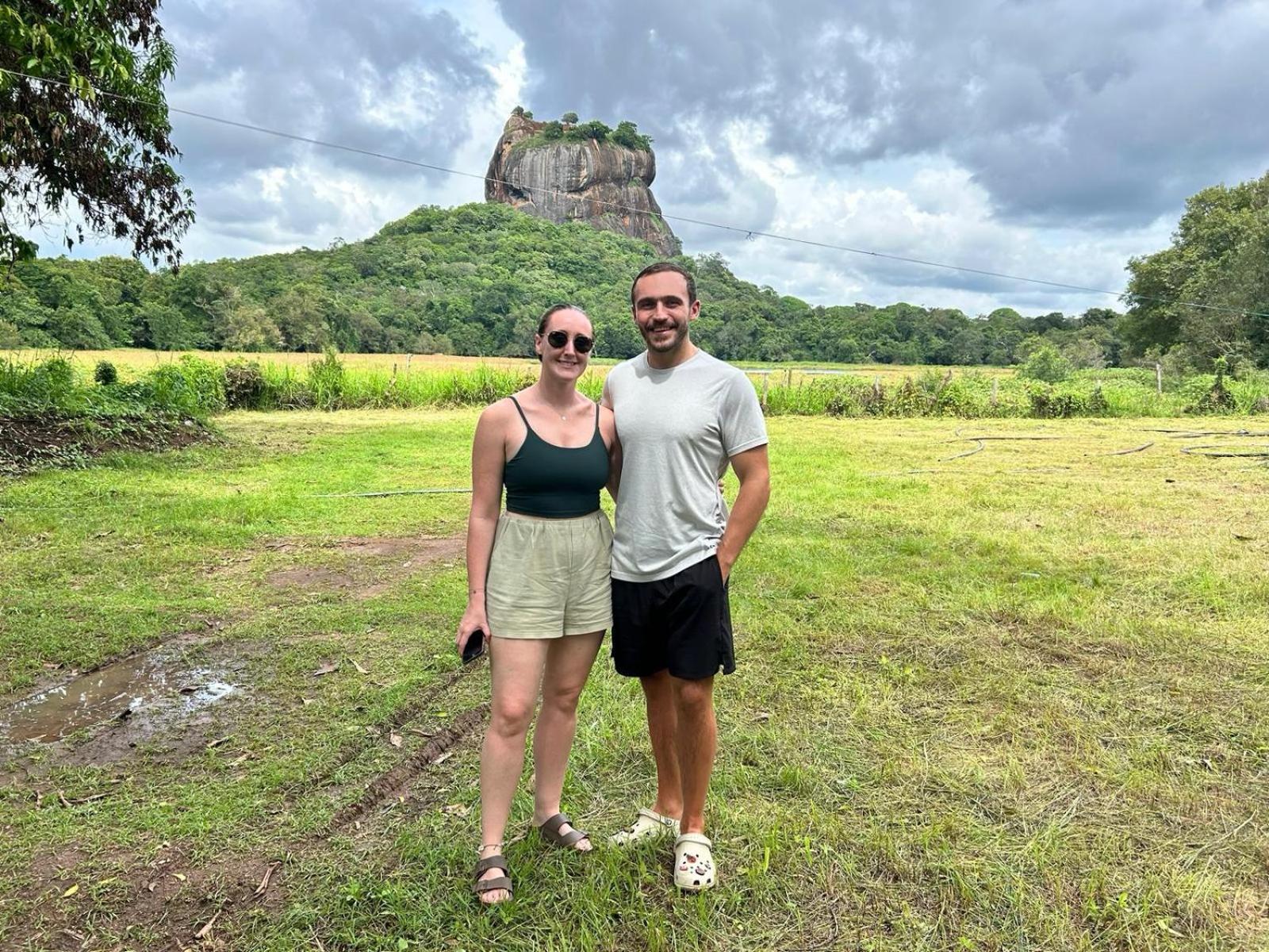 Jungle Eco Lodge & Safari シギリヤ エクステリア 写真